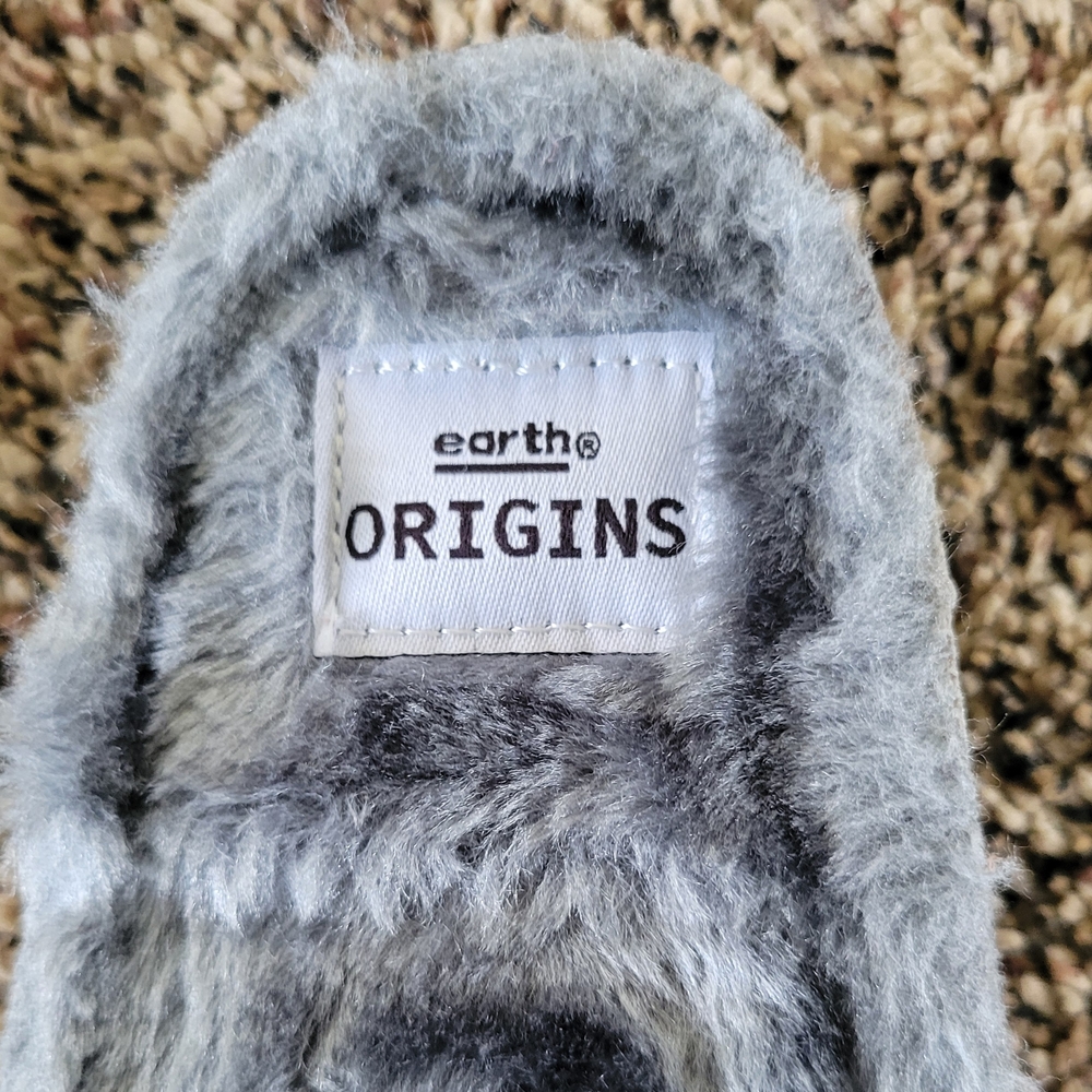 Earth Origins Gray and Black Fuzzy Mules - Picture 5 of 5